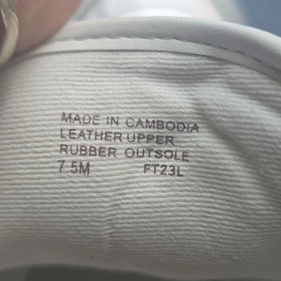 Michael Kors Women's silver and White platform Sneakers size 7.5 - Picture 8 of 9